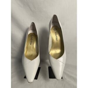 Bella Vita White Leather Pumps Size 9 Narrow Classic